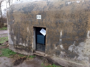 Poštovní schránka na bunkru
